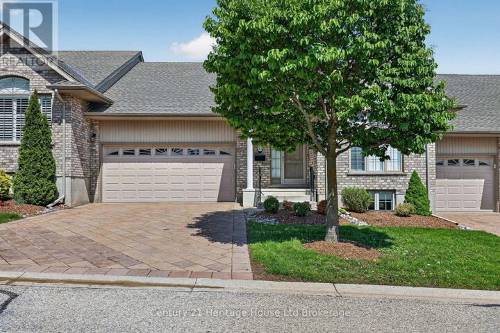 Property Photo: 450 Lakeview Drive 13 ON N4T 1V6