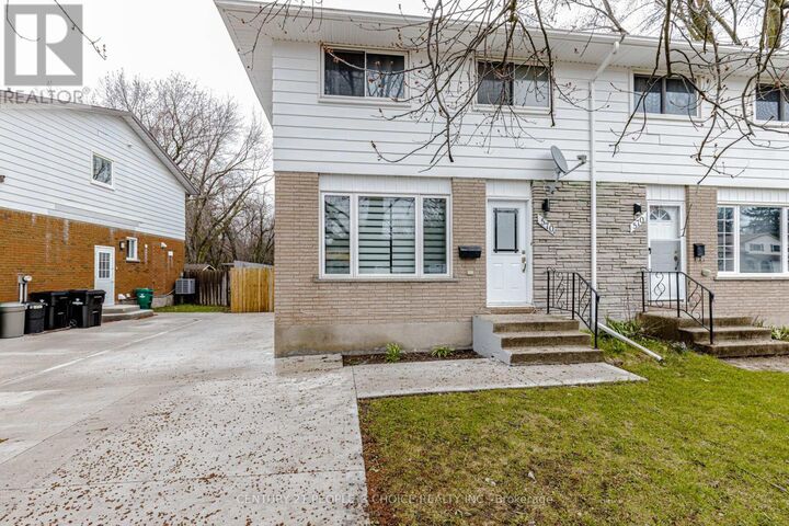 Property Photo: 570B Glen Forrest Boulevard ON N2L 4J5