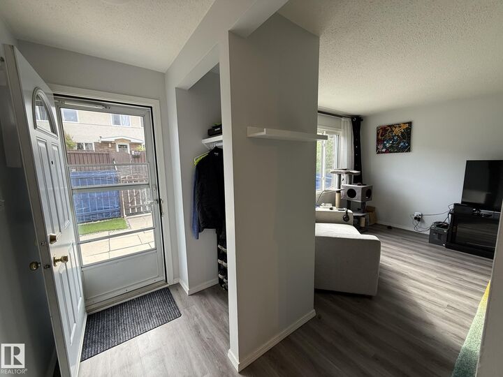 Property Photo:  166 Roseland Village NW  AB T5E 5R6 