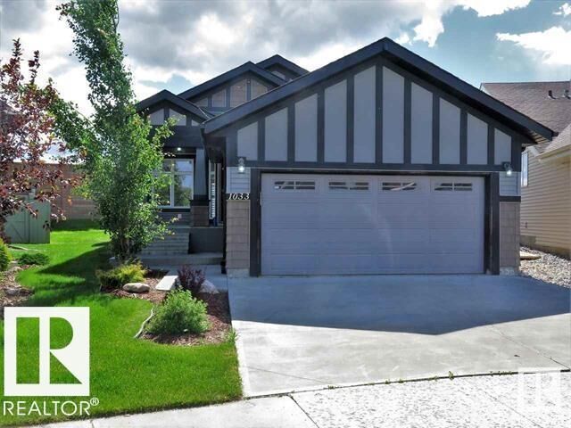 Property Photo: 1033 Chahley Lane NW AB T6M 0K5