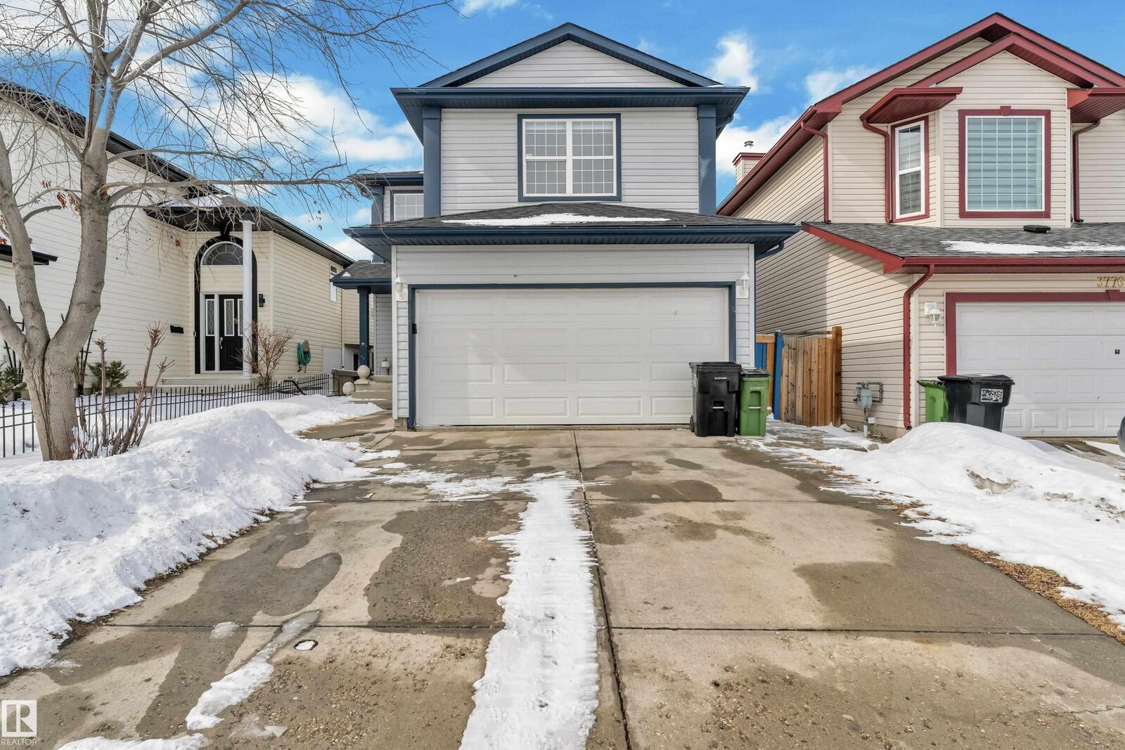 Property Photo: 3774 20 Street NW AB T6T 1S4
