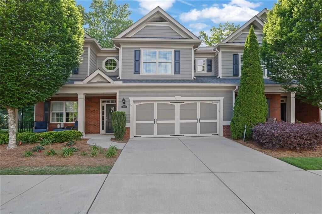 Property Photo: 1505 Archstone Drive GA 30041