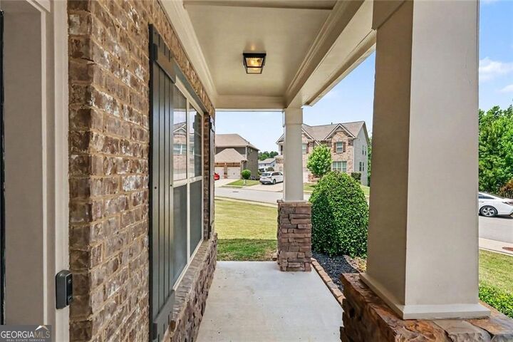 Property Photo:  1540 Newbridge Circle  GA 30519 