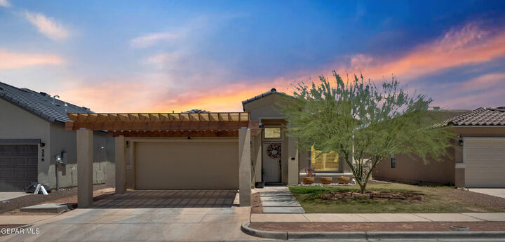 Property Photo: 552 Paseo Dulce Avenue TX 79928
