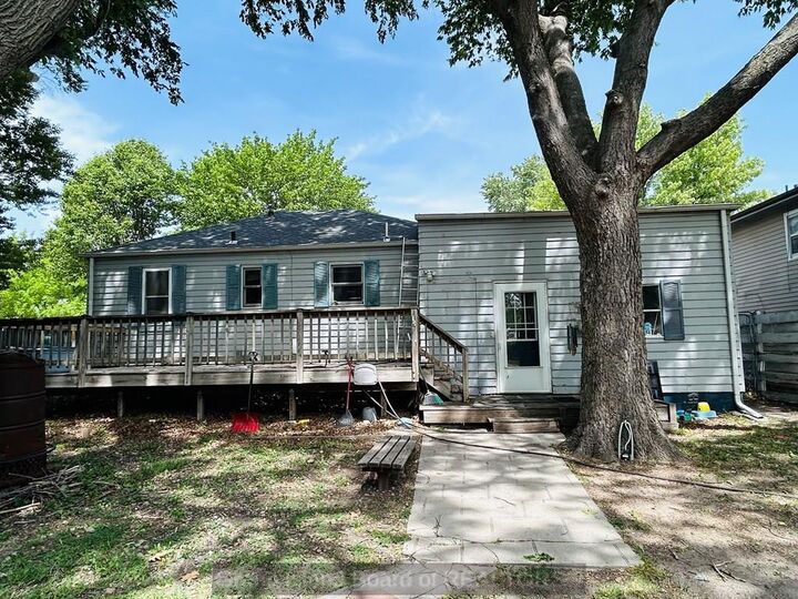 Property Photo:  519 E Ashton  NE 68801 