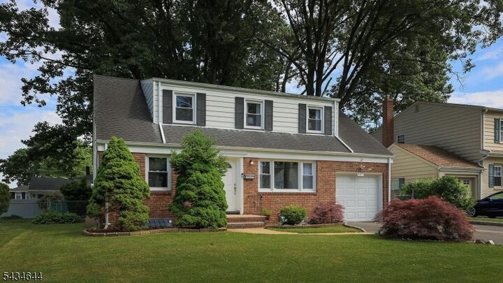 Property Photo: 405 Martin Rd NJ 07083
