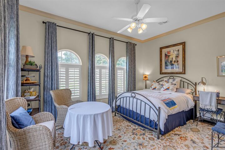 Property Photo: 63 Fairway Park B TX 77356