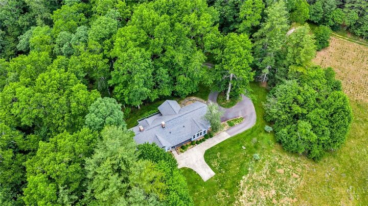 Property Photo:  1142 Hartzog Ford Road  NC 28694 