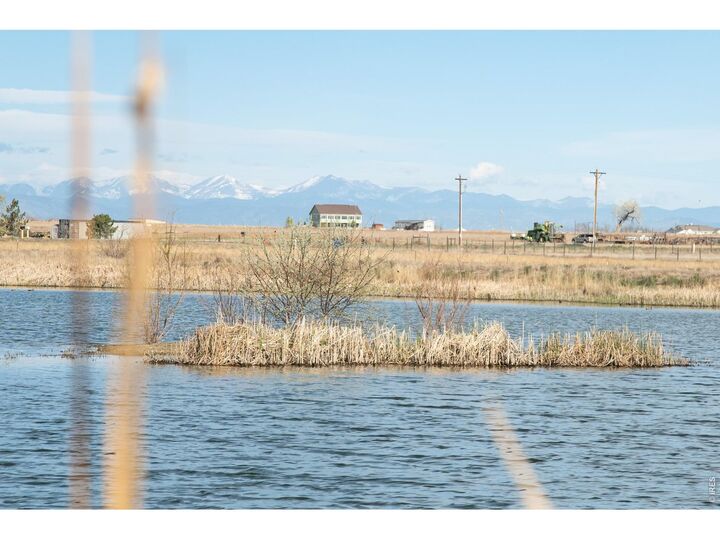 Property Photo:  