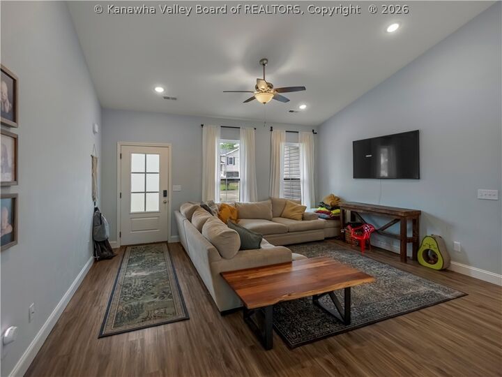 Property Photo:  112 Knights Court  WV 25560 