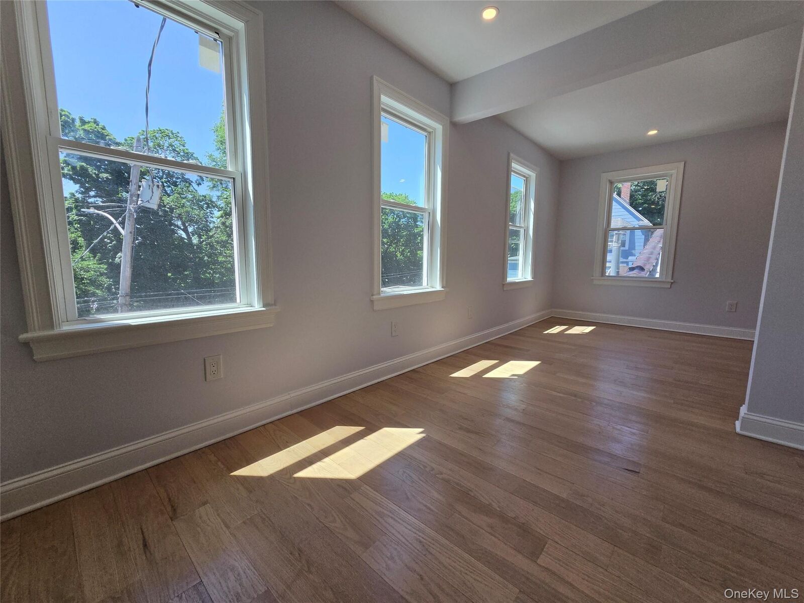 Property Photo:  965 Main Street 2  NY 10801 