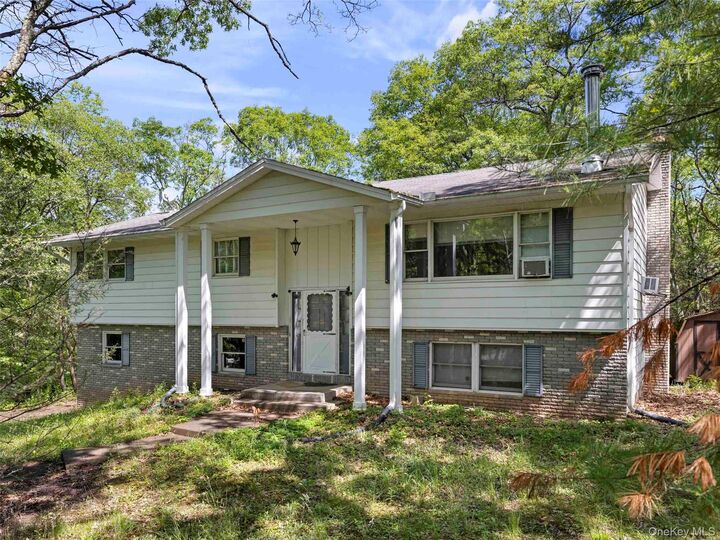 Property Photo:  1079 Josephs Boulevard  NY 12477 