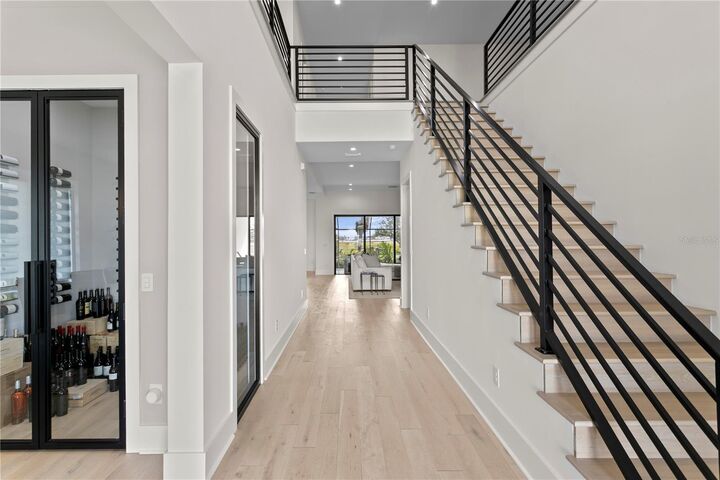 Property Photo: 619 Ontario Avenue FL 33606