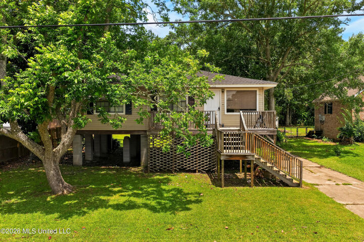 Property Photo:  1210 11th Street  MS 39567 
