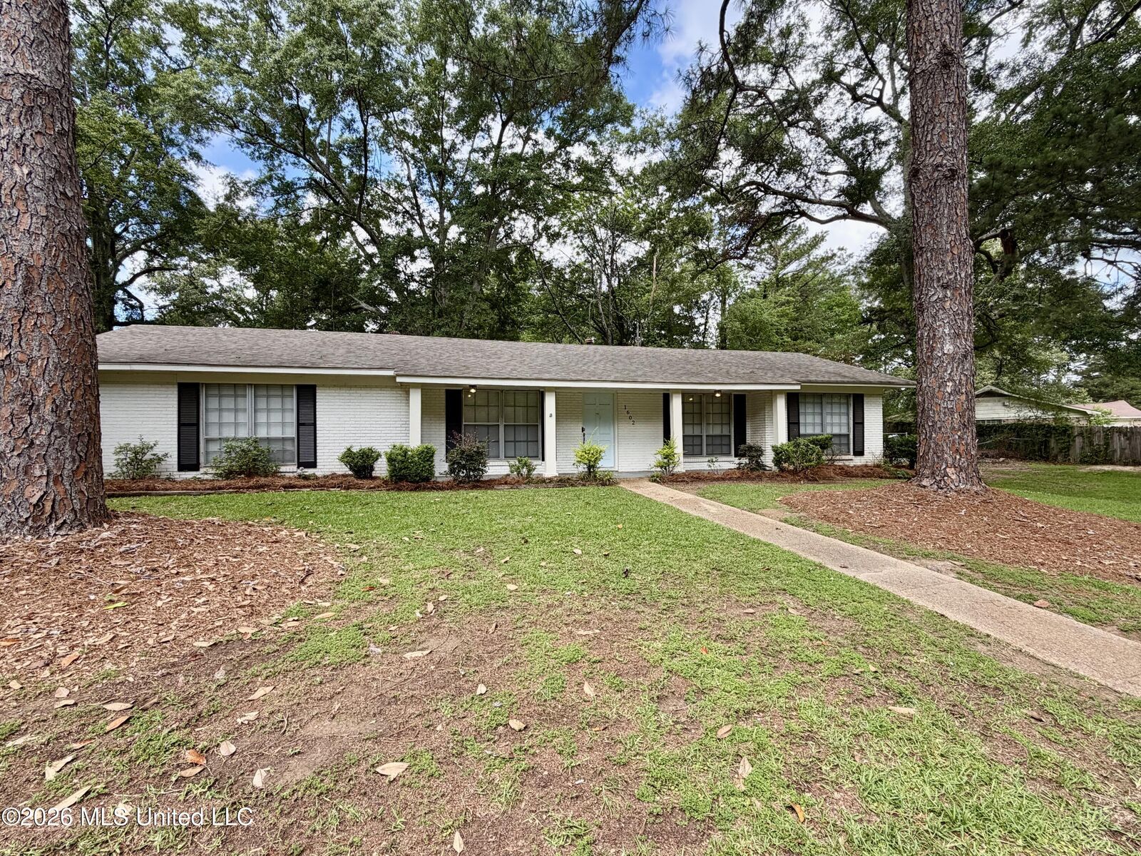 Property Photo:  1602 Tanglewood Drive  MS 39056 