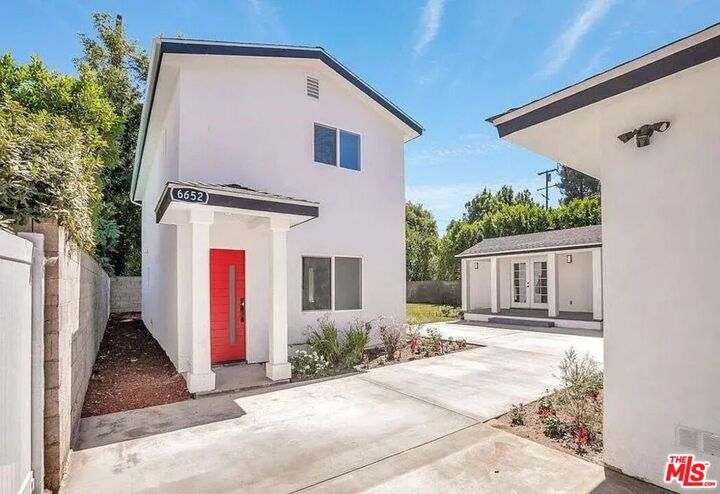 Property Photo:  6652 Orion Avenue  CA 91406 