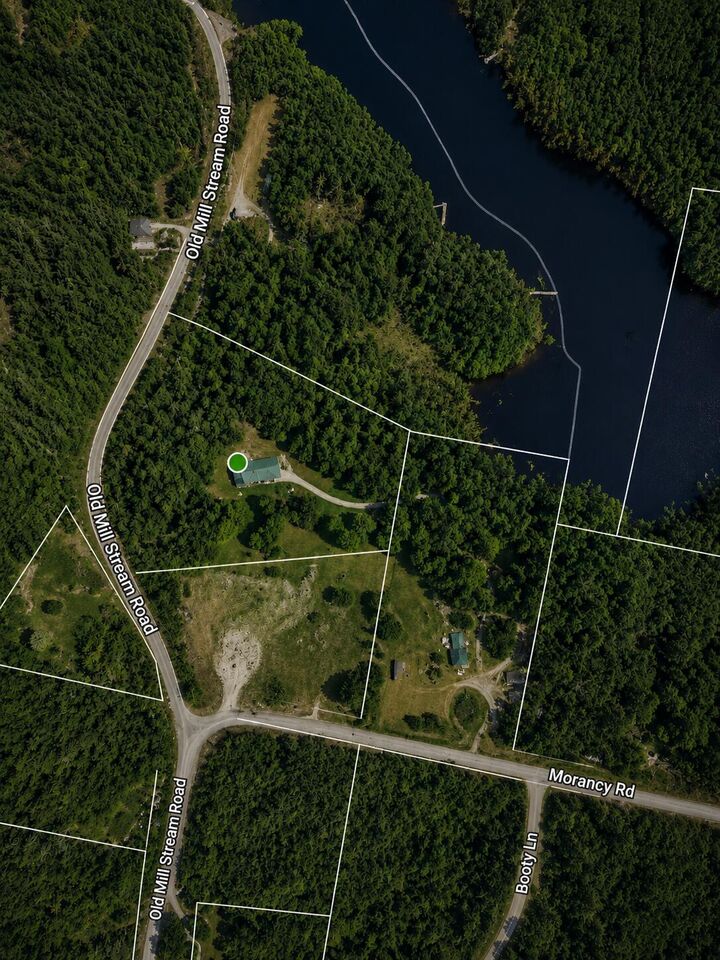Property Photo:  15 Old Mill Stream Road  ME 04664 