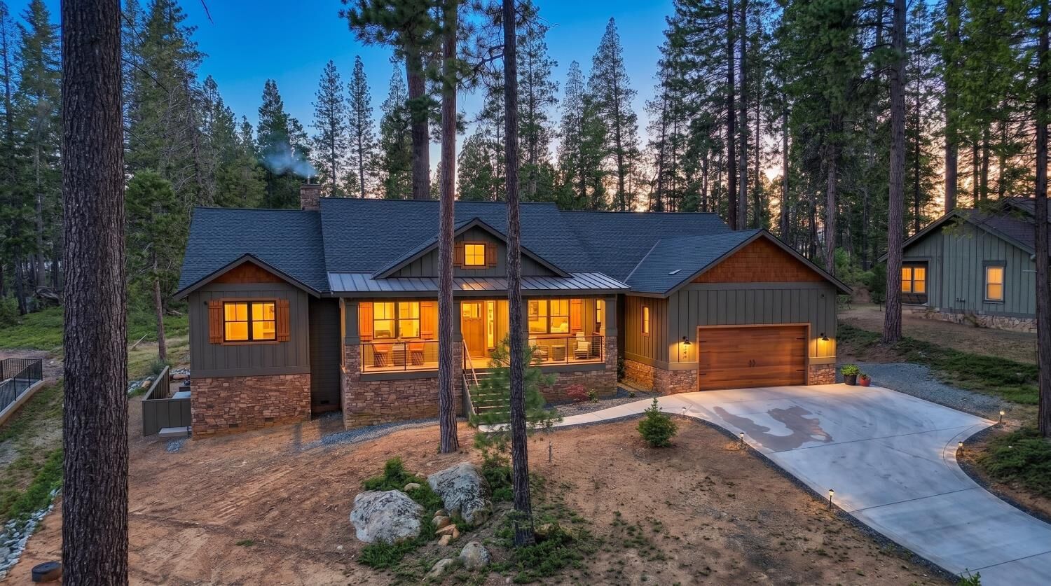 Property Photo:  192 Vireo Way  CA 95224 