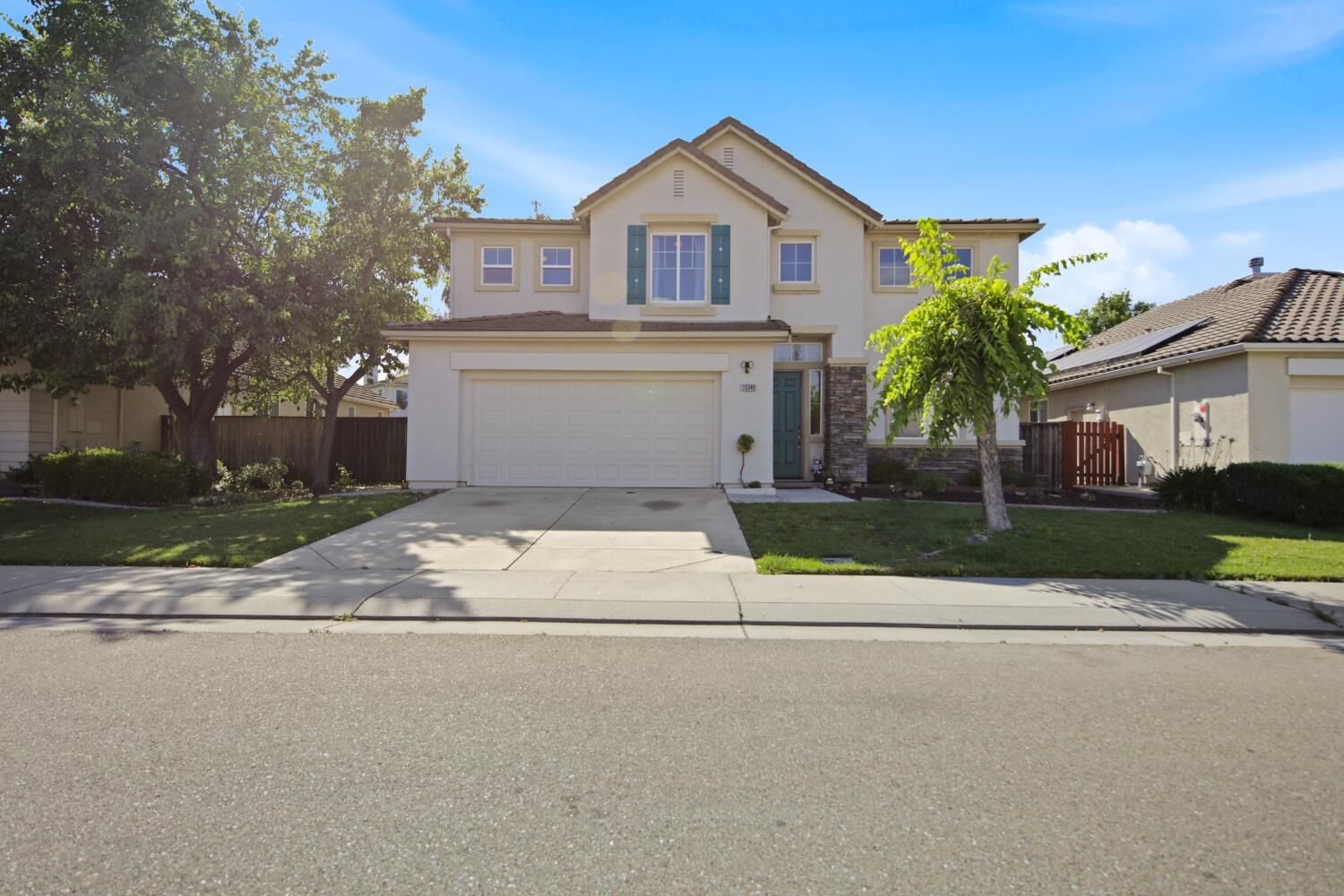 Property Photo:  10349 Lanier Ln  CA 95219 