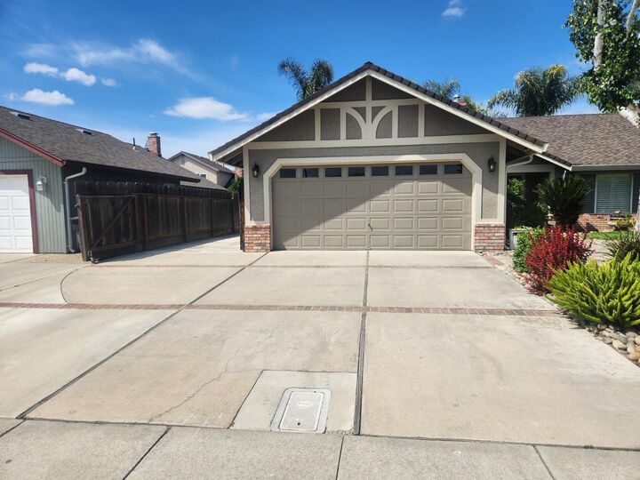 Property Photo:  777 Jordanolo  CA 95366 