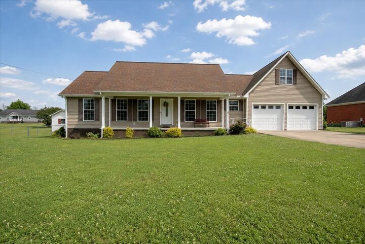Property Photo:  30 Taylor Cir  TN 38456 