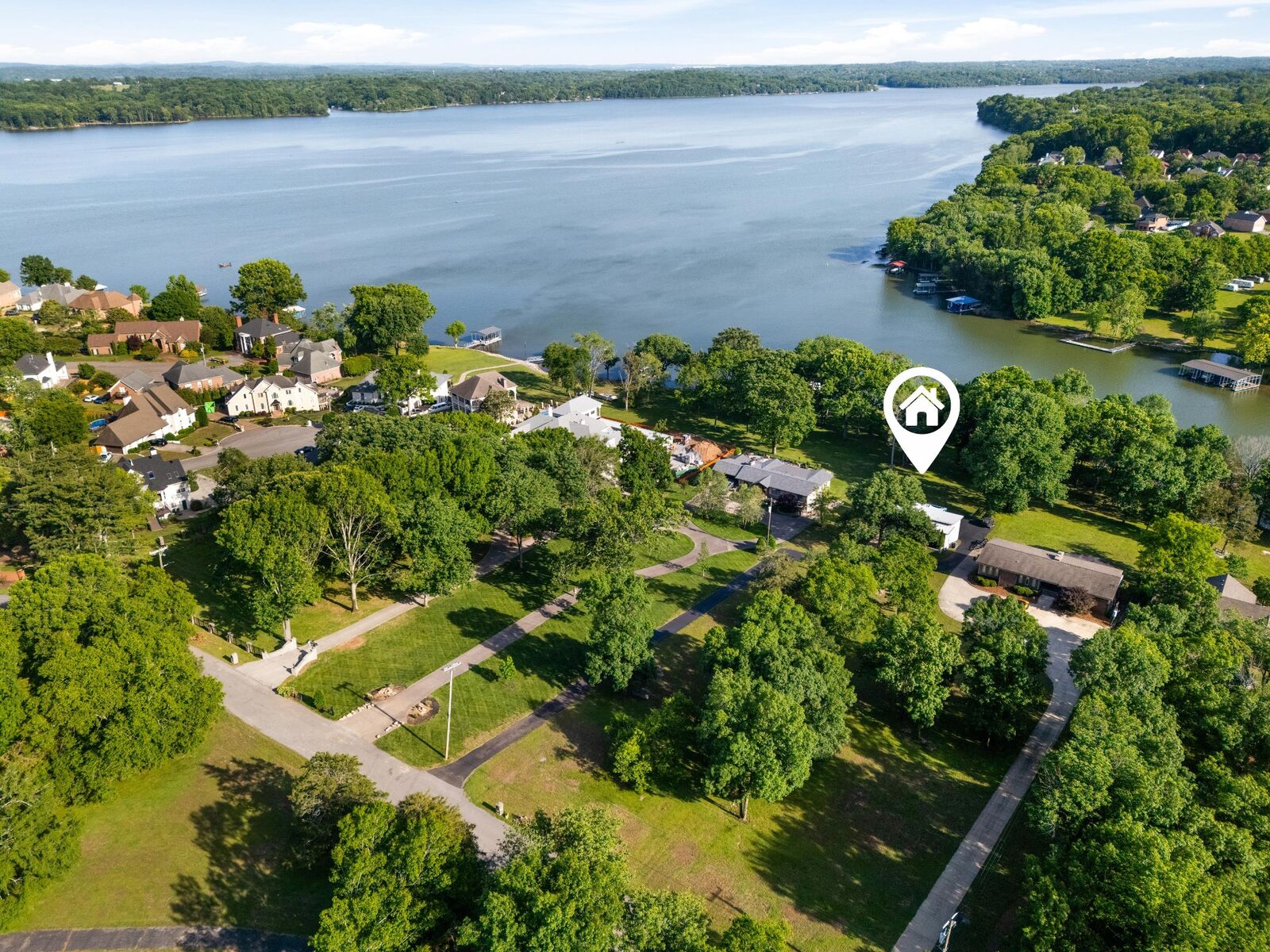 Property Photo:  179 Snug Harbor Dr  TN 37075 