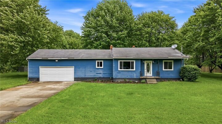 Property Photo: 5210 Scott Street OH 44444