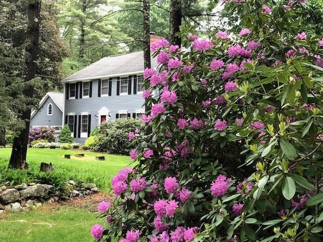 Property Photo: 153 Castle Hill Road NH 03087