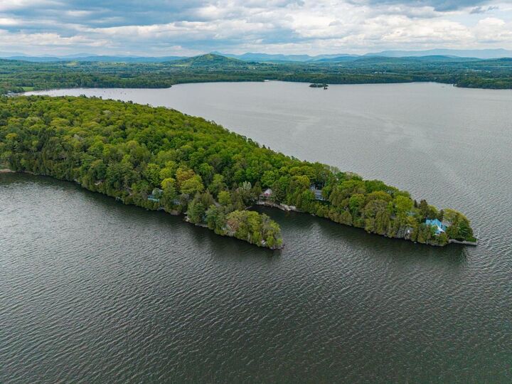 Property Photo: 526 Flat Rock Road VT 05445