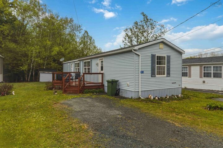 Property Photo:  186 Circle Drive  NS B3E 1C1 