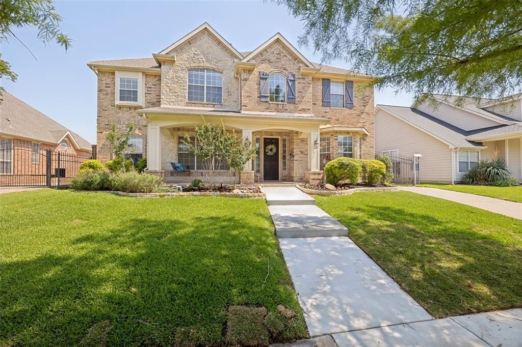 Property Photo:  2521 Sir Tristram Lane  TX 75056 