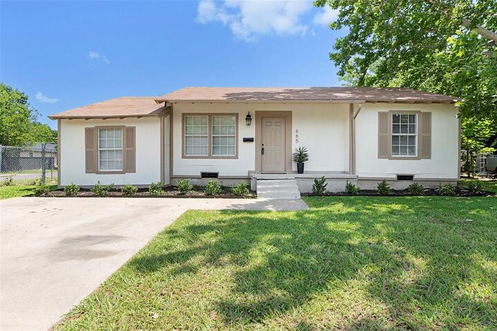 Property Photo:  665 Freeman Drive  TX 75040 