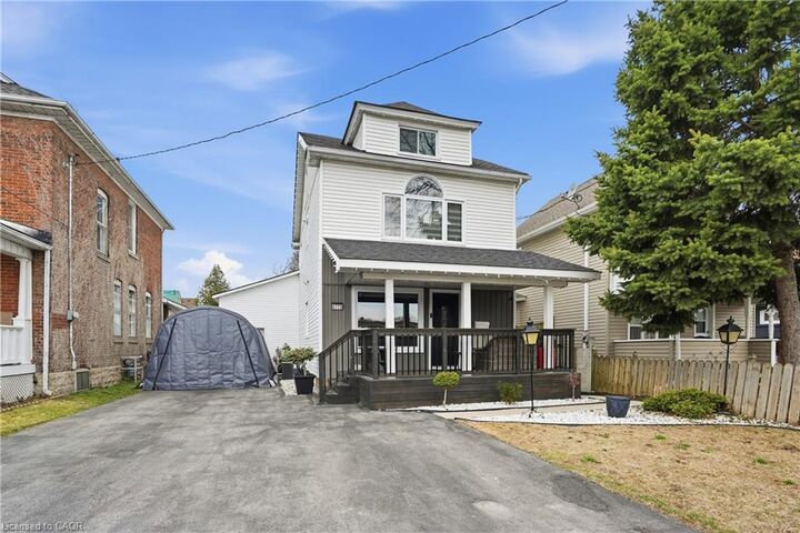 Property Photo:  5773 Leonard Avenue  ON L2G 4R4 