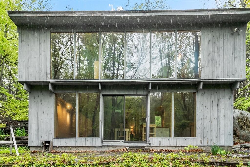 Property Photo: 75 West St MA 01463