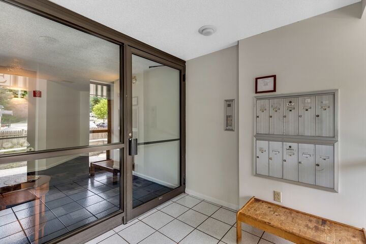Property Photo:  295 W Wyoming Ave 7B  MA 02180 