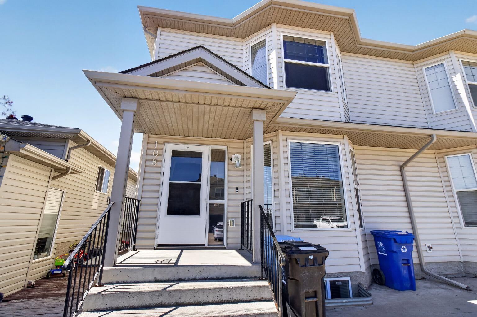 Property Photo:  108 Kodiak Crescent  AB T9K 2L8 