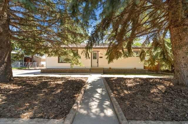 Property Photo:  423 12 Street NE  AB T1A 5V3 