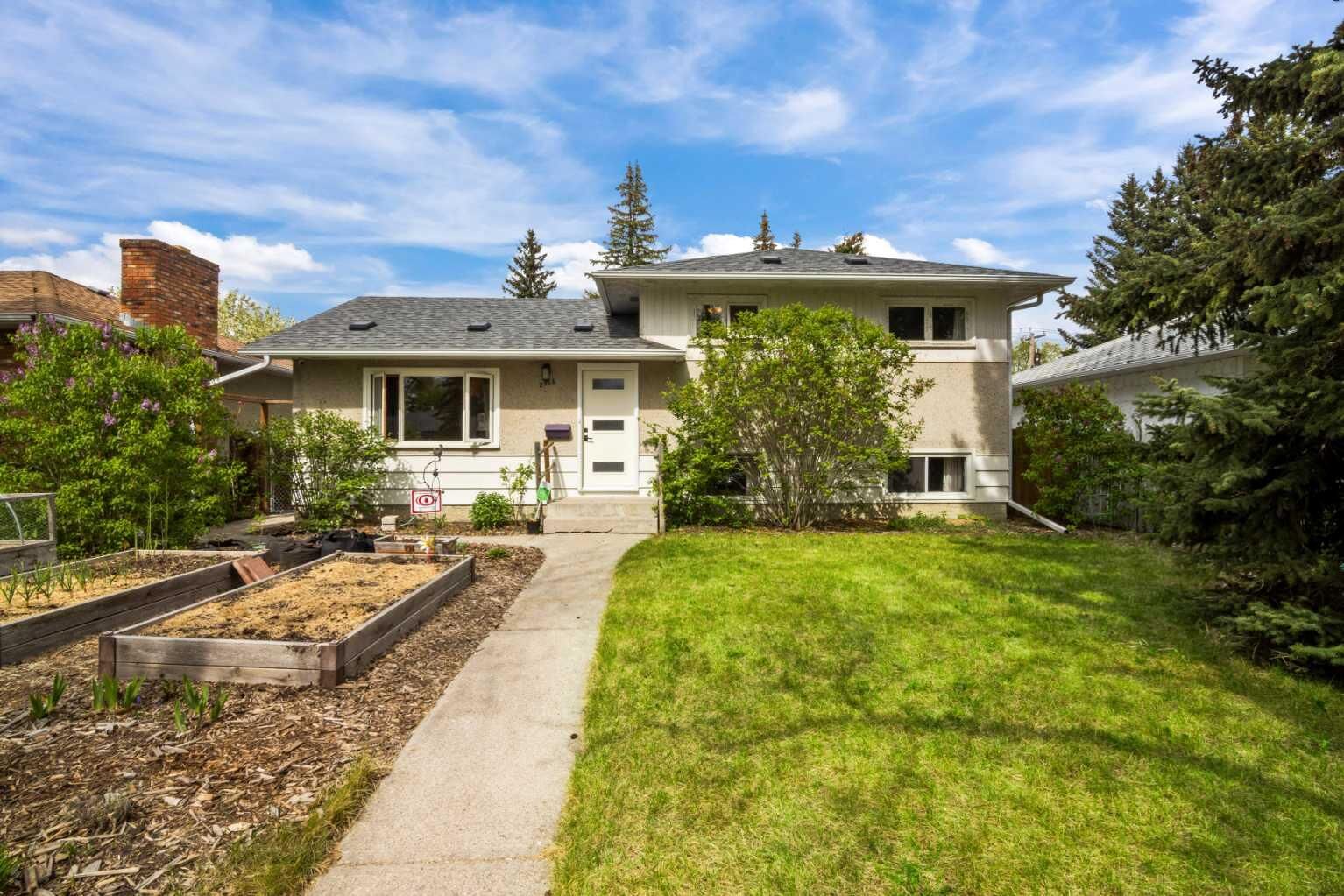 Property Photo: 2716 Brecken Road NW AB T2L 1H3