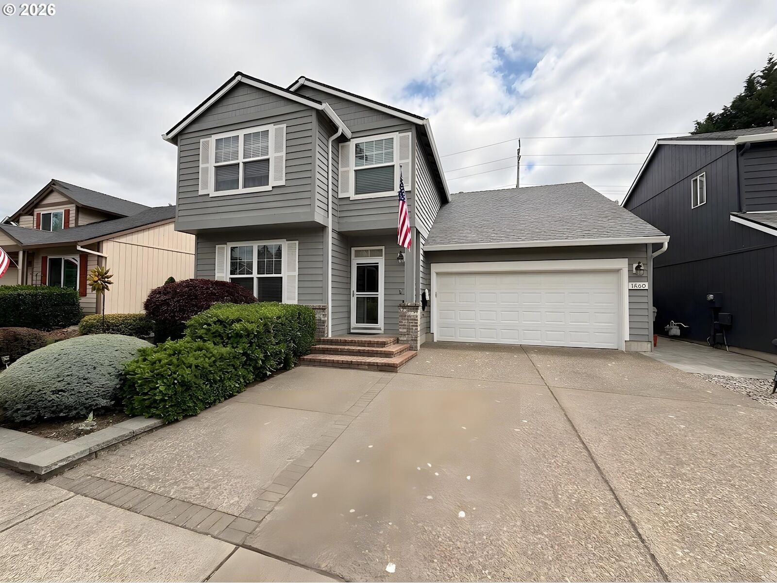 Property Photo: 1560 NE 87th Ave OR 97006