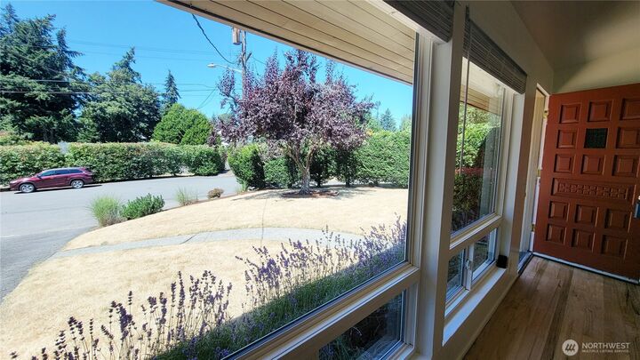 Property Photo:  12051 SE 42nd Street  WA 98006 