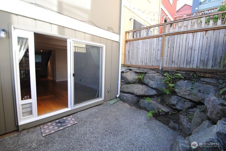 Property Photo:  39  Etruria Street 3  WA 98109 