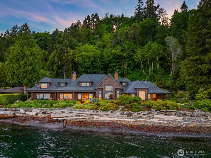 Property Photo:  5128  Rockaway Beach Road NE  WA 98110 