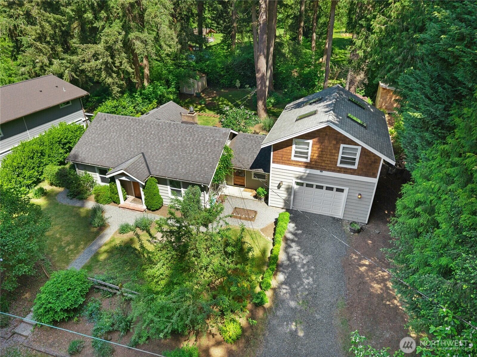 Property Photo:  6311  216th Street SE  WA 98072 
