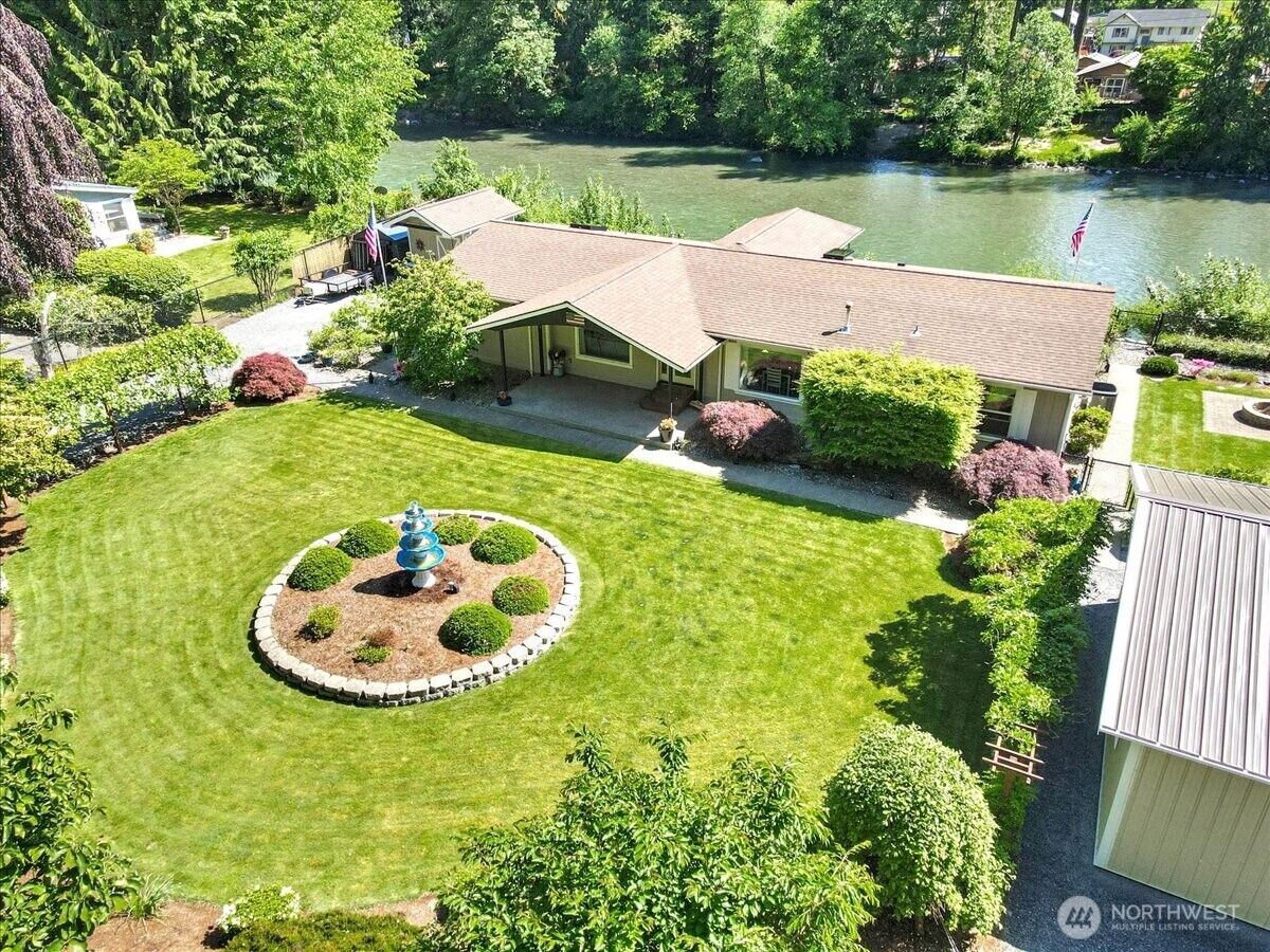 Property Photo: 18024 116th Place NE WA 98223