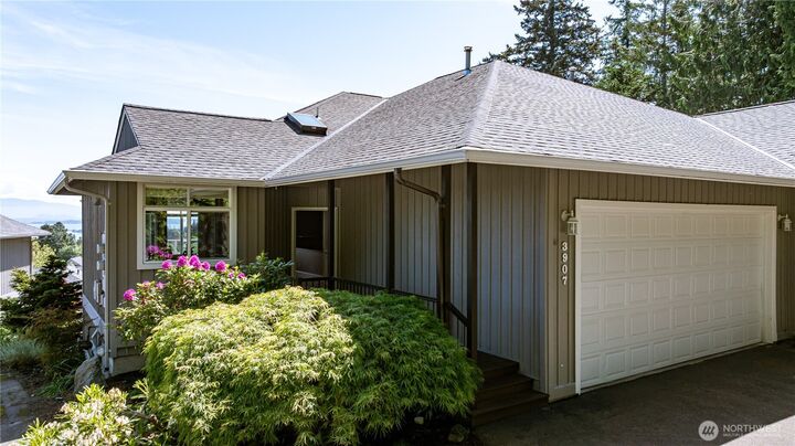 Property Photo:  3907  Ridge Top Drive  WA 98221 