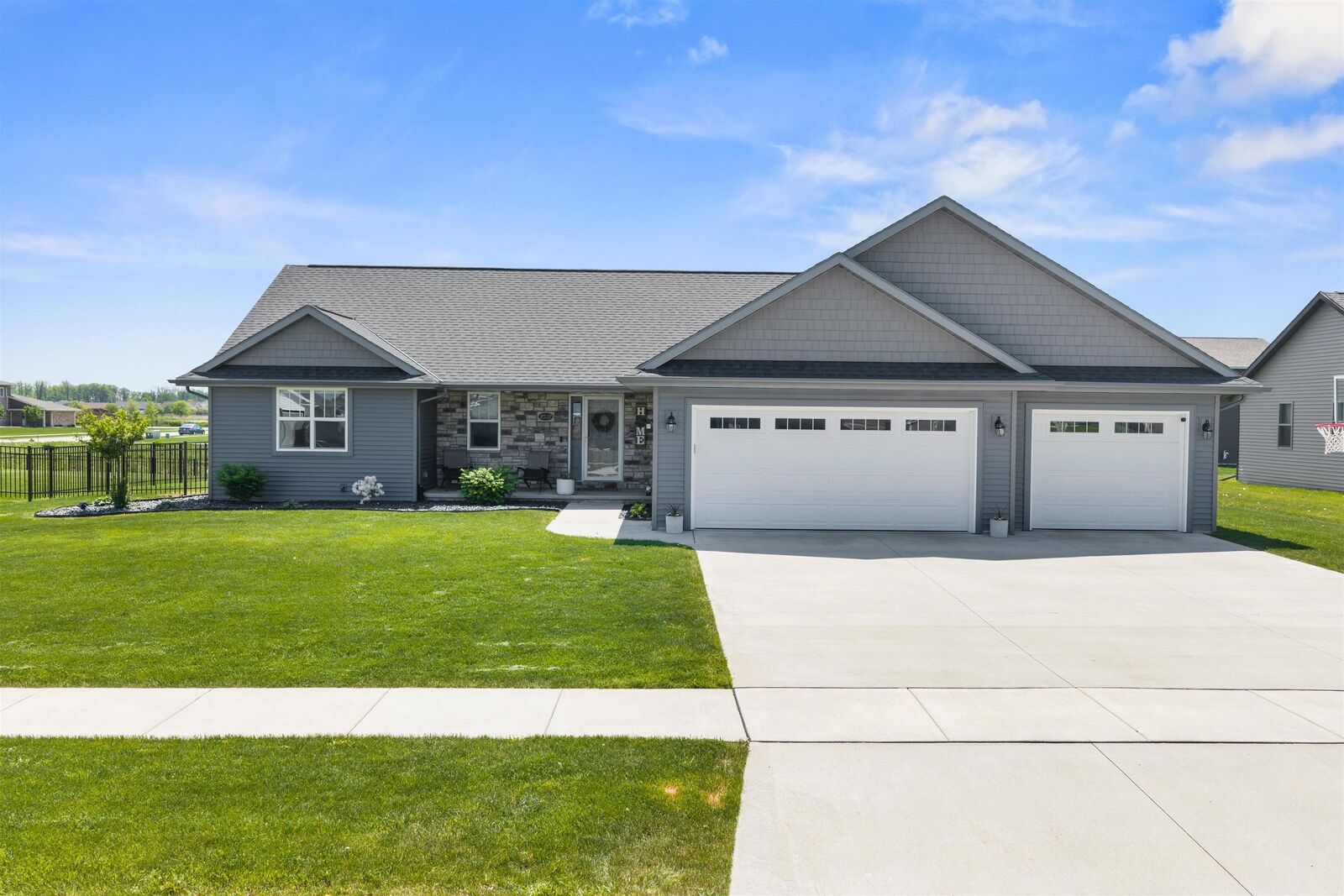 Property Photo: 2532 Kilrush Road WI 54115