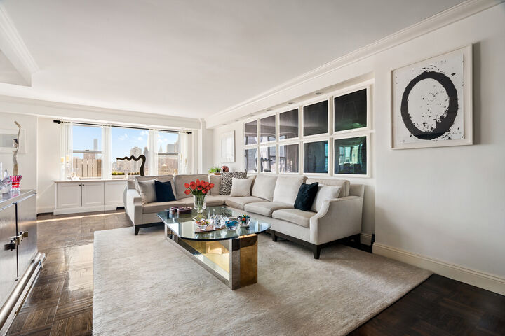 Property Photo:  360 E 72nd Street C2501  NY 10021 