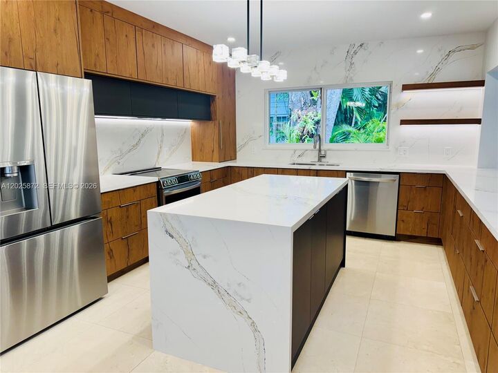Property Photo:  935 Alfonso Ave  FL 33146 