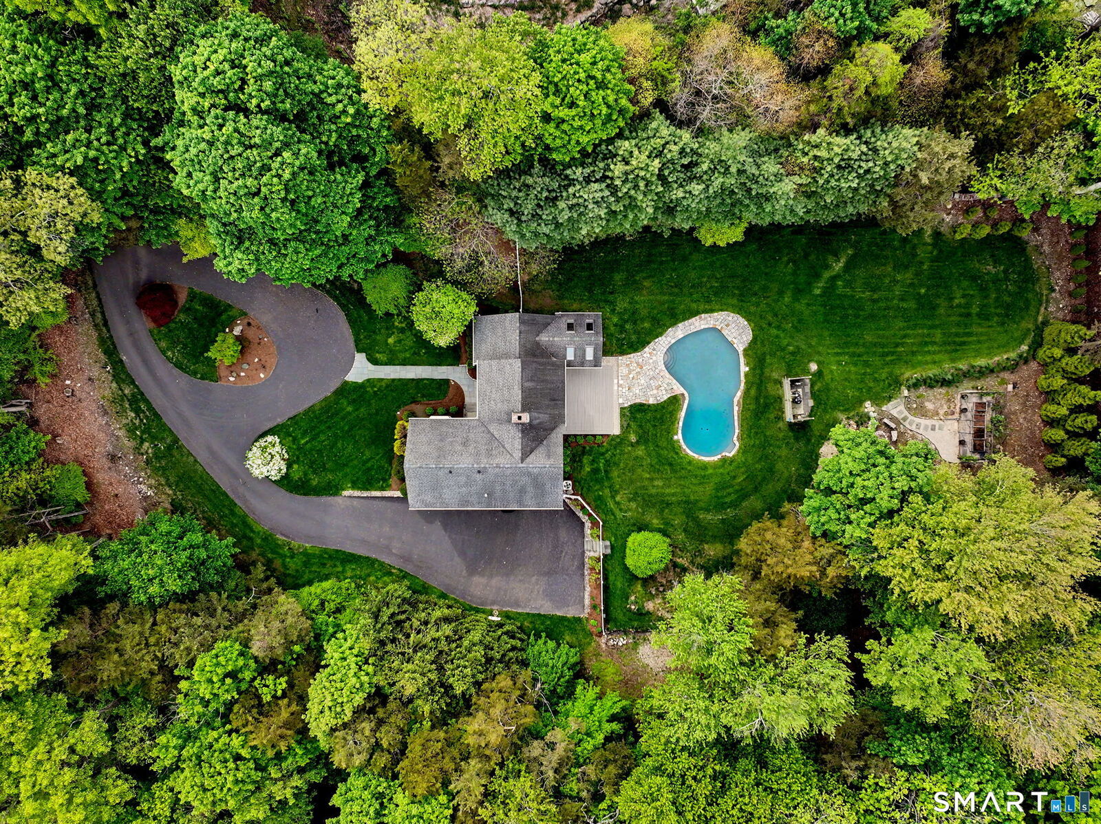Property Photo: 49 Mollbrook Drive CT 06897