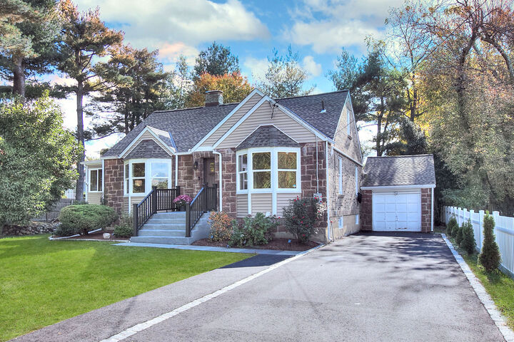 Property Photo:  24 Mills Street  CT 06880 